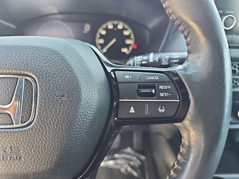 Used 2023 Honda HR-V Sport image 18
