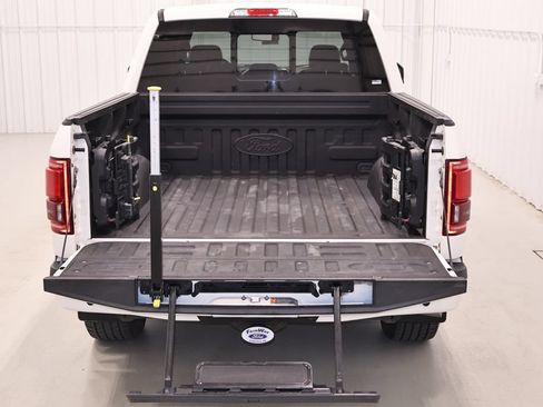 Used 2015 Ford F150 Platinum w/ Technology Package AWD/4WD image 37