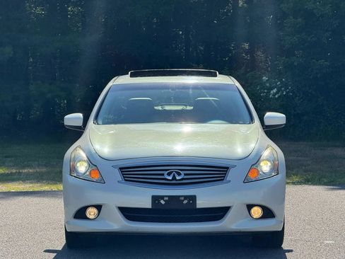 Used 2010 INFINITI G37 x Sedan w/ Premium Pkg AWD/4WD image 2