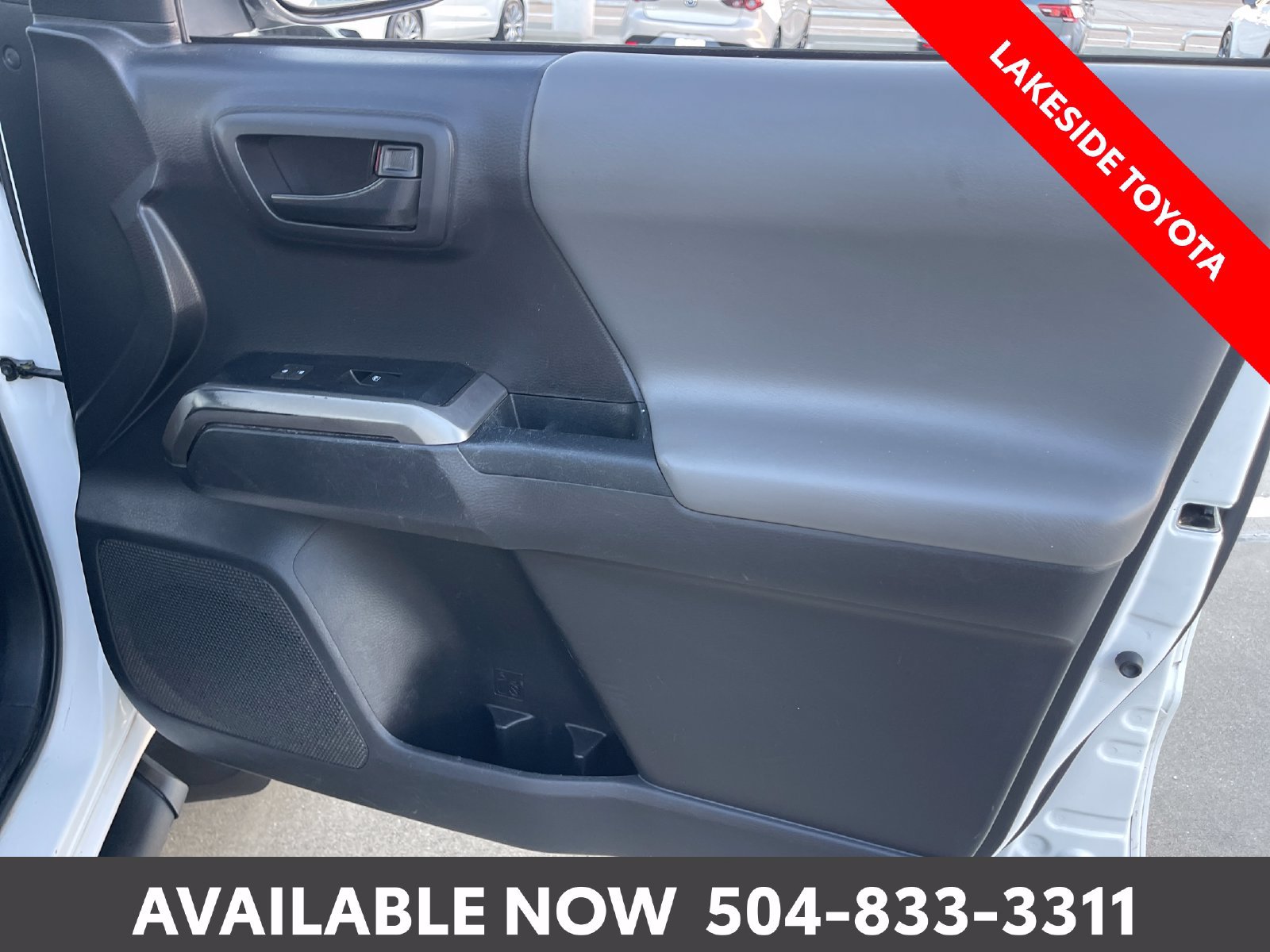 Used 2022 Toyota Tacoma SR5 RWD image 17