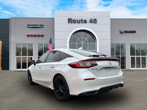 Used 2024 Honda Civic Sport image 4