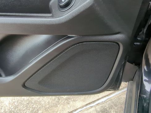 Used 2023 GMC Terrain AT4 image 14