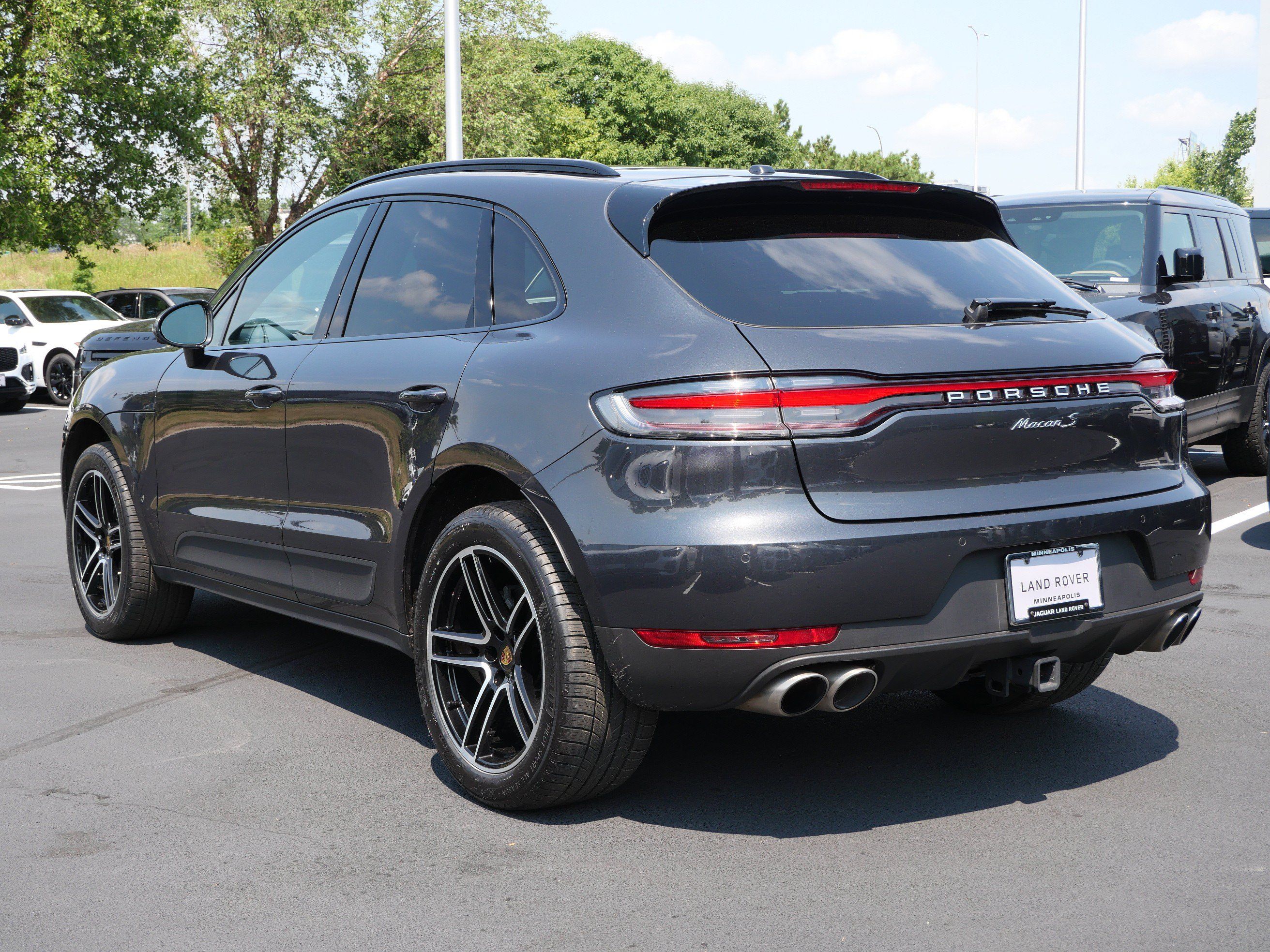 Used 2021 Porsche Macan S AWD/4WD image 3