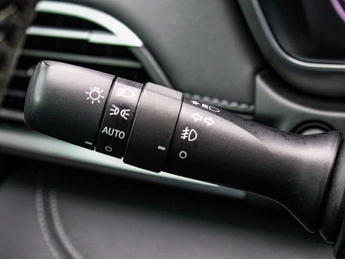 Used 2023 Subaru Legacy Limited image 26