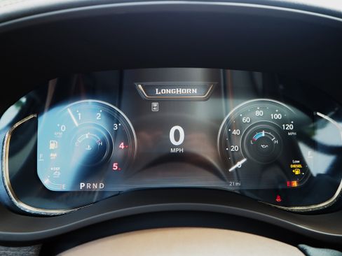 New 2025 RAM 2500 Limited image 33