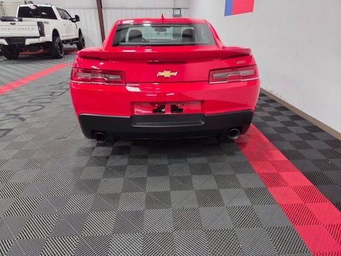 Used 2015 Chevrolet Camaro SS w/ Commemorative Special Edition RWD image 12