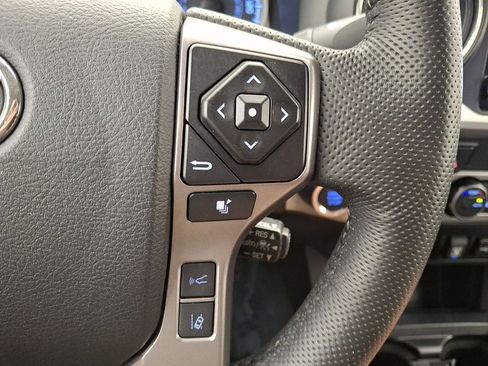 Certified 2023 Toyota Tacoma SR5 w/ Technology Package AWD/4WD image 22