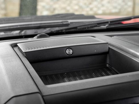 Used 2018 Ford F150 Raptor w/ Equipment Group 802A Luxury image 41