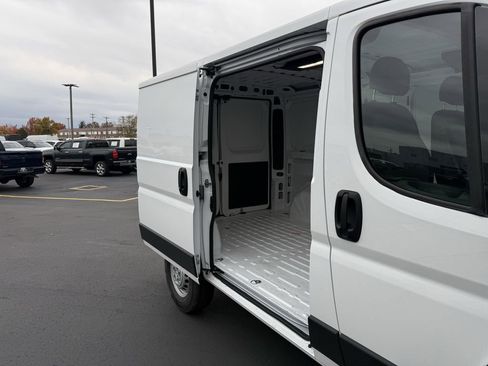 New 2026 RAM ProMaster 1500 w/ Convenience Group image 10