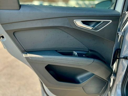 Used 2024 Audi Q4 e-tron Premium Plus w/ Premium Plus image 14