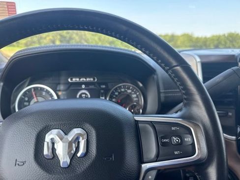 Used 2024 RAM 2500 Laramie AWD/4WD image 18