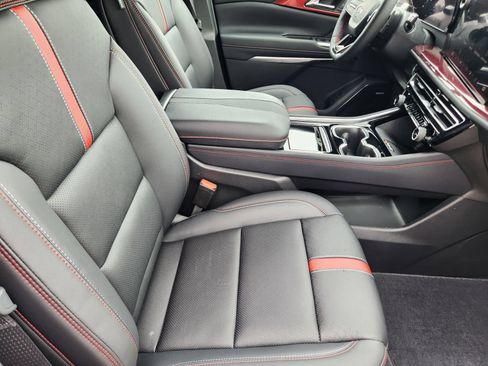 New 2026 Chevrolet Traverse RS FWD image 16