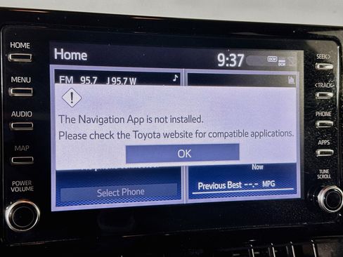 Used 2020 Toyota Corolla LE FWD image 21