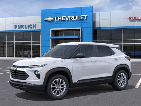 New 2026 Chevrolet TrailBlazer LS w/ LS Convenience Package AWD/4WD image 2