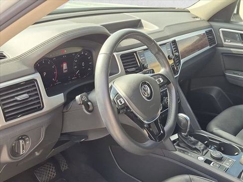 Used 2018 Volkswagen Atlas SEL Premium AWD/4WD image 10