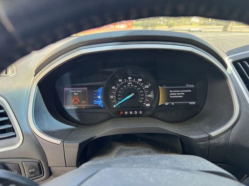 Used 2017 Ford Edge SEL w/ Equipment Group 201A image 7