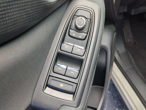 Used 2019 Subaru Forester Premium AWD/4WD image 16