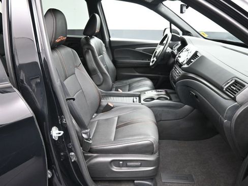 Certified 2023 Honda Passport TrailSport image 25
