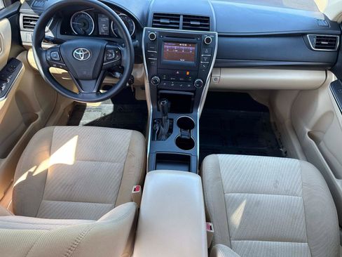 Used 2016 Toyota Camry LE image 15