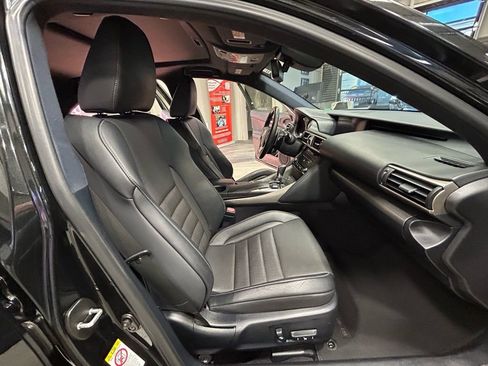 Used 2017 Lexus IS 300 F Sport w/ F Sport Package image 41