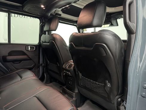 Used 2024 Jeep Wrangler Unlimited Rubicon image 26