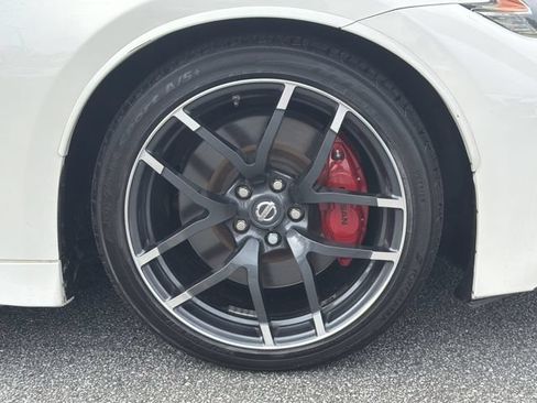 Used 2016 Nissan 370Z NISMO RWD image 14