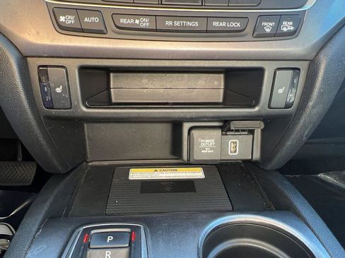 Used 2021 Honda Pilot Special Edition image 24