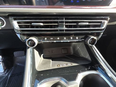 New 2026 Chevrolet Traverse RS w/ LPO, Floor Liner Package image 23