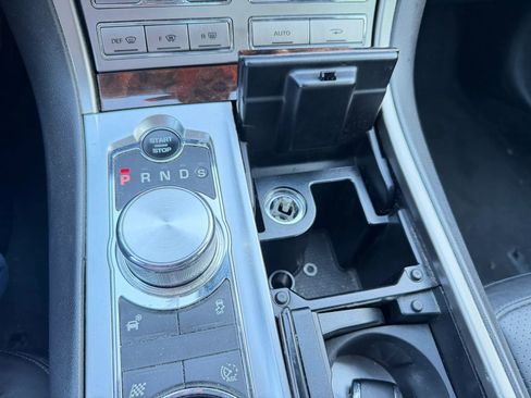Used 2011 Jaguar XF Premium RWD image 21