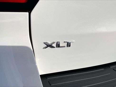 Used 2022 Ford Expedition Max XLT image 34