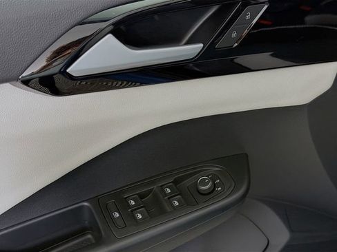 New 2026 Volkswagen Taos S FWD image 18