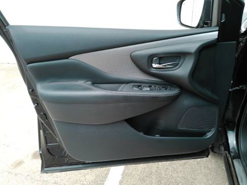 Used 2024 Nissan Murano SV w/ SV Midnight Edition Package FWD image 11