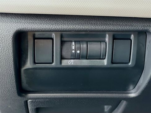 Used 2026 Subaru Forester Premium AWD/4WD image 15