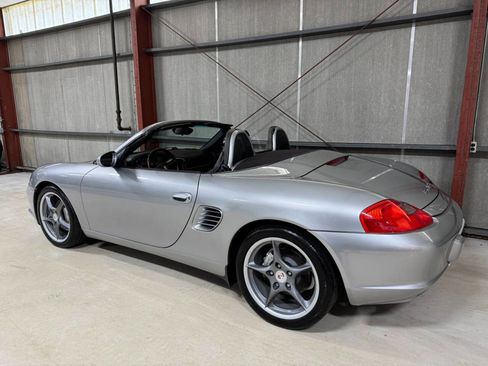 Used 2004 Porsche Boxster S image 8