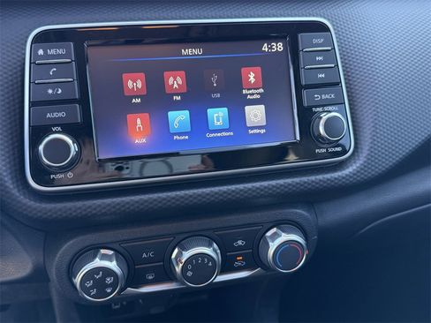 Used 2024 Nissan Kicks S image 26