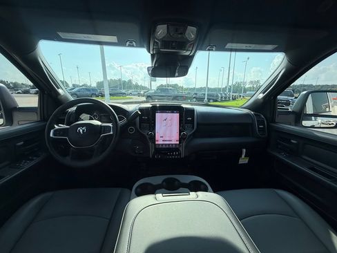 New 2026 RAM 2500 Tradesman AWD/4WD image 16