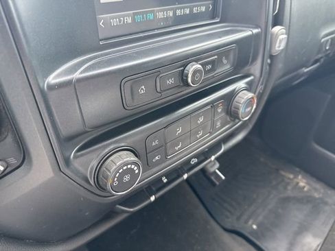 Used 2018 Chevrolet Silverado 1500 Custom w/ Custom Value Package image 46