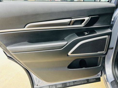 Used 2025 Kia Telluride S AWD/4WD image 26