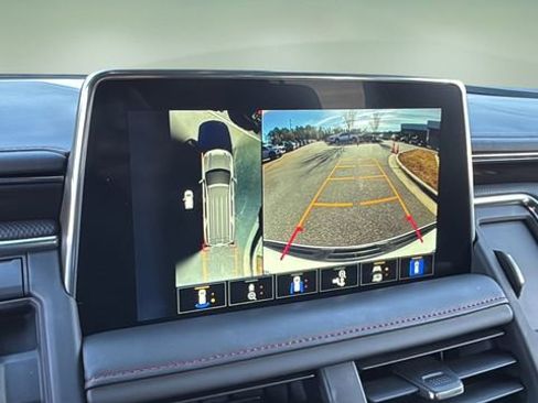 Used 2023 Chevrolet Suburban RST w/ Sport Performance Package image 27