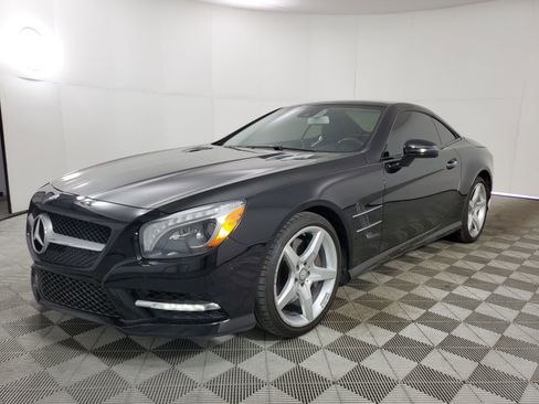 Used 2014 Mercedes-Benz SL 550 image 24