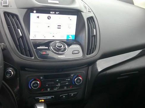 Used 2017 Ford Escape Titanium image 7