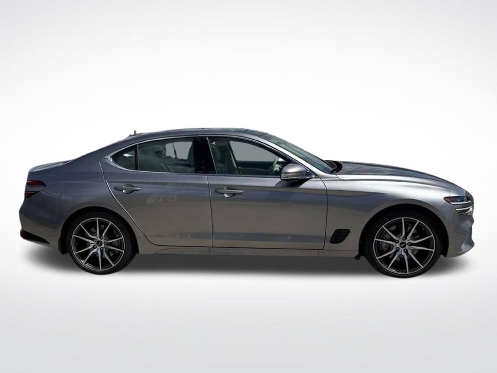 Used 2026 Genesis G70 2.5T Prestige RWD image 12