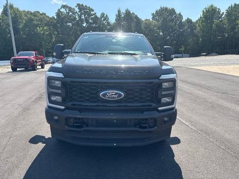 Used 2024 Ford F350 XLT w/ XLT Premium Package AWD/4WD image 2