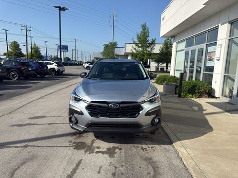 Used 2026 Subaru Crosstrek 2.5i Premium AWD/4WD image 8