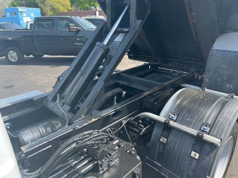 Used 2012 Ford F450 XL w/ XL Decor Group RWD image 22