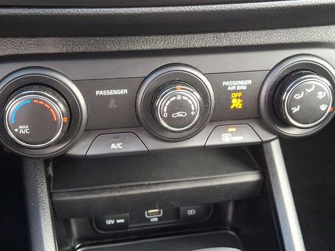 Used 2024 Kia Forte LXS image 18