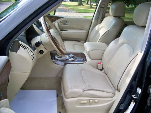 Used 2015 INFINITI QX80 4WD w/ 22" Wheel Package image 15