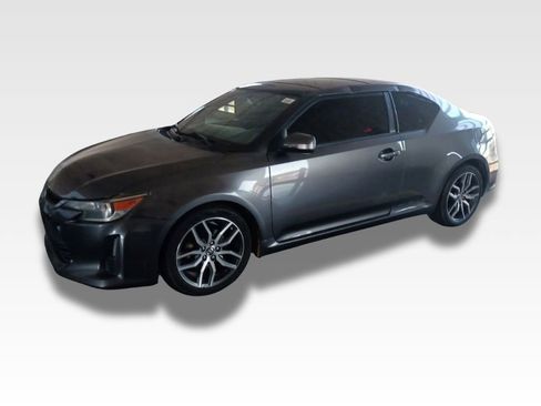 Used 2015 Scion tC FWD image 1