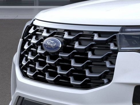 New 2026 Ford Explorer Platinum AWD/4WD image 17