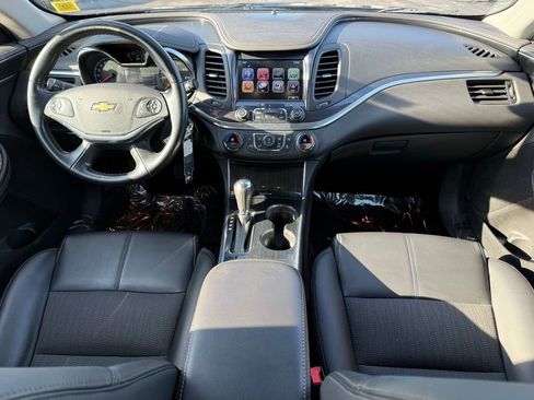 Used 2017 Chevrolet Impala LT image 13
